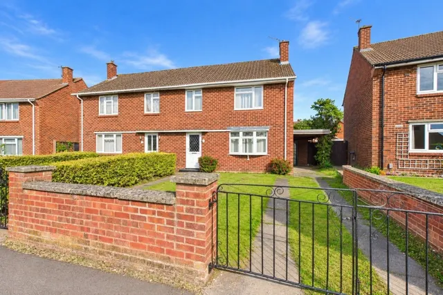 St. Margarets Road, Leamington Spa, CV31, photo 1