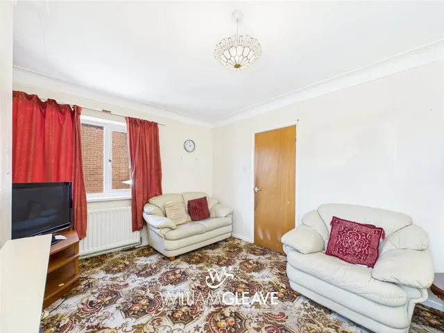 Photo 3 — Hawthorne Avenue, Buckley, Flintshire, CH7 2QN