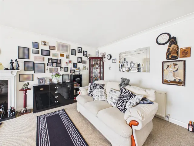 Sandylands Promenade, an apartmwnt with sea views, LA3, photo 2