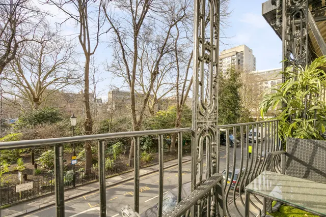 Photo 2 — Cadogan Place, London, SW1X 9SA