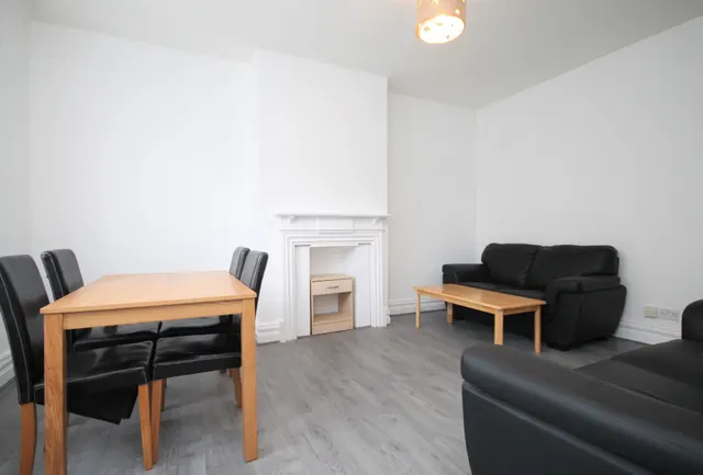The Drive, Golders Green, NW11, photo 2