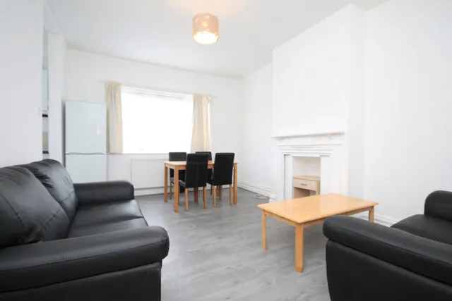 The Drive, Golders Green, NW11, photo 1