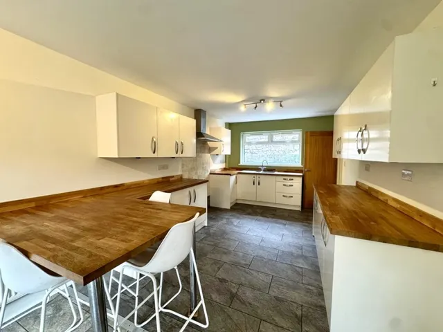 Taff Fawr Close, Cefn Coed, CF48, photo 3