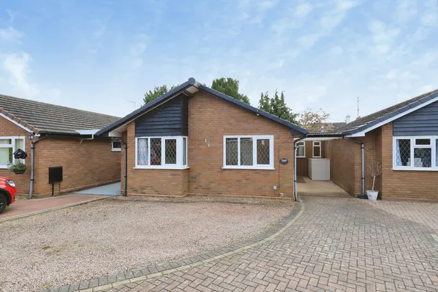 Court Close, Kidderminster, DY11, photo 1