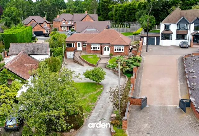 Valley Road, Earlswood, B94, photo 3