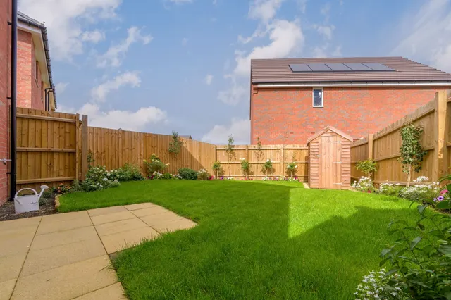 Dunlin Drive, Kettering, NN14, photo 2