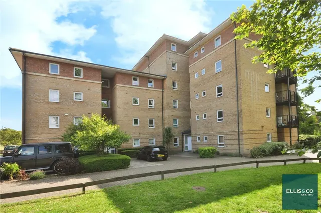 Martock Gardens, Friern Barnet, N11, photo 1