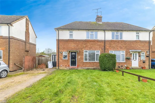 Toddington Road, Tebworth, Leighton Buzzard, Bedfordshire, LU7, photo 1