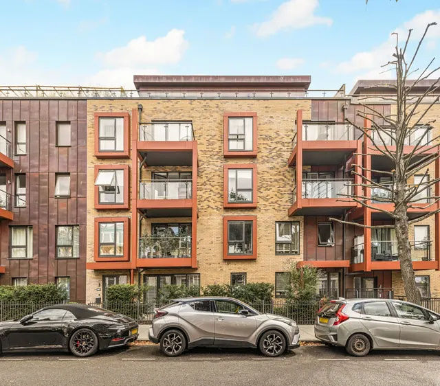 Tollgate Gardens, Kilburn Park, NW6, photo 2
