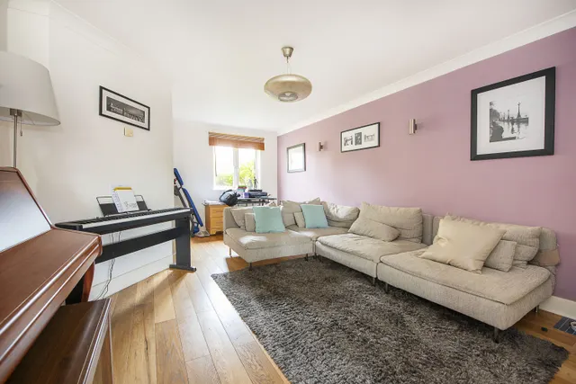 Isabella Place, Kingston Upon Thames,..., photo 1