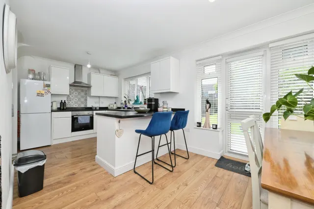Bury Green Road, Cheshunt, EN7, photo 2