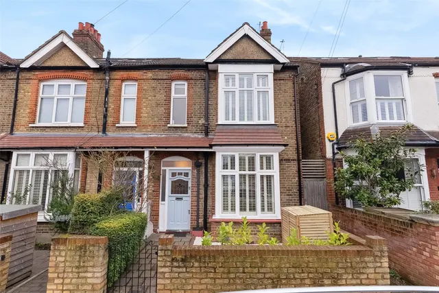 Percy Road, Hampton, TW12 2JW, photo 1