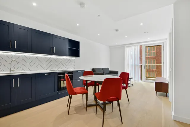 Fulton Rd, Wembley, HA9, photo 1