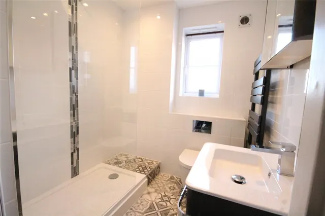 School Lane, Elworth, CW11, photo 3