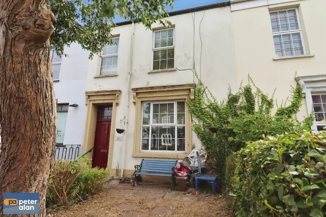 Cowbridge Road East Cardiff, CF5, photo 1