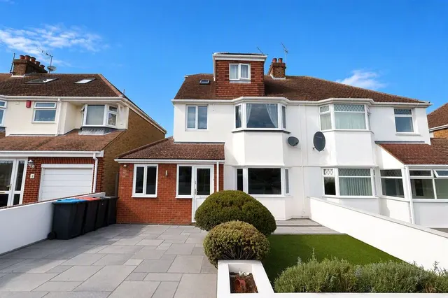 Westfield Road, Margate, Kent, CT9, photo 1