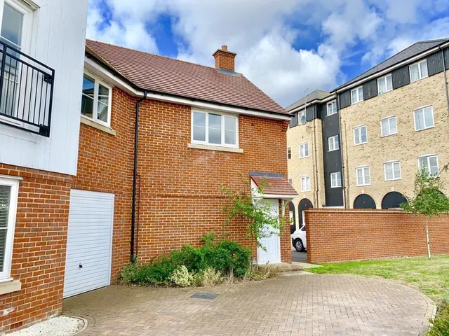 Millbrook Close, Wixams, photo 1