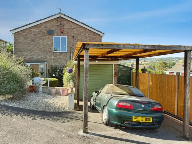 Woodhouse Drive, Stroud, GL5, photo 1
