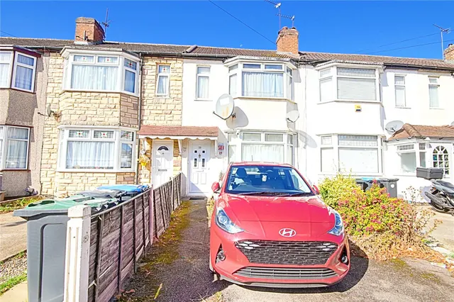 Balmoral Road, Enfield, photo 1