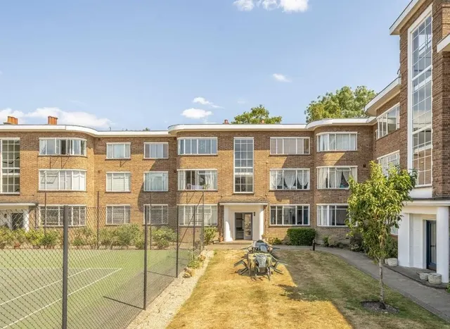 Bridge Road, East Molesey, KT8, photo 1