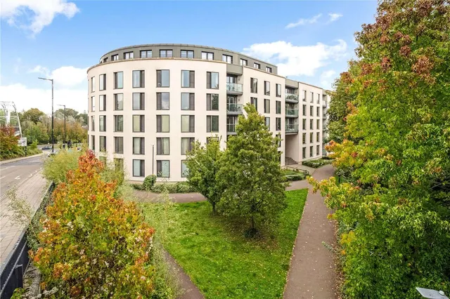 Honeybourne Way, Cheltenham, GL50, photo 1