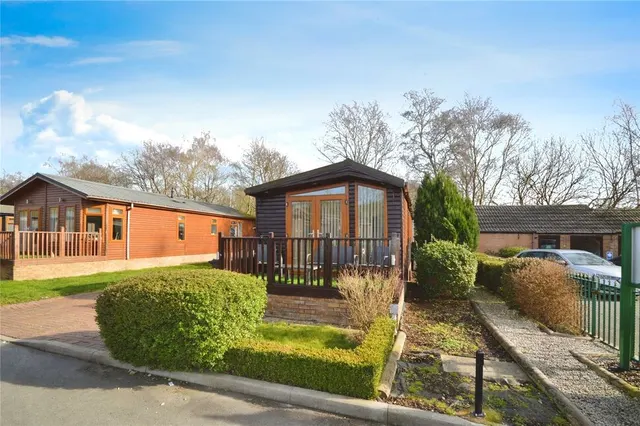 Park Road, Overseal, DE12, photo 1