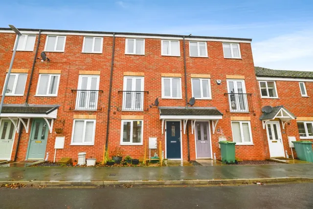 Pipistrelle Court, Stockton-On-Tees, photo 1