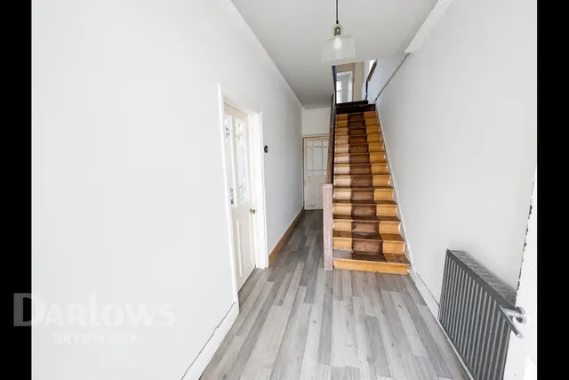 Gladstone Street, Abertillery, photo 3