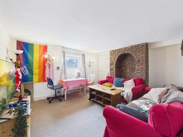 Photo 2 — 10, Redcliffe Parade East, Redcliffe, Bristol, BS1 6SW