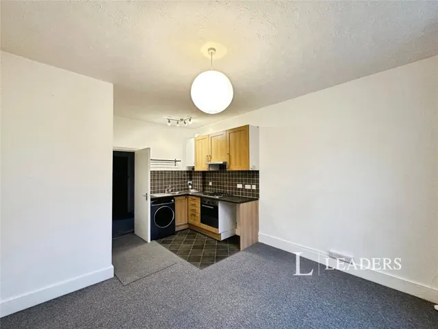 Cavendish Place, Eastbourne, BN21, photo 2