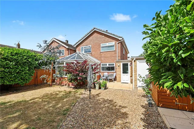 St. Pauls Close, Horsford, Norwich, Norfolk, NR10, photo 1