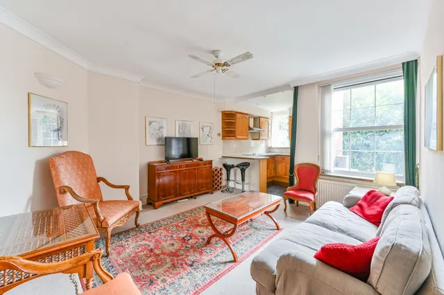 Photo 2 — 105 Addison House, Grove End Road, London