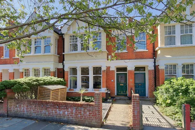 Kingston Lane, Teddington, TW11, photo 1