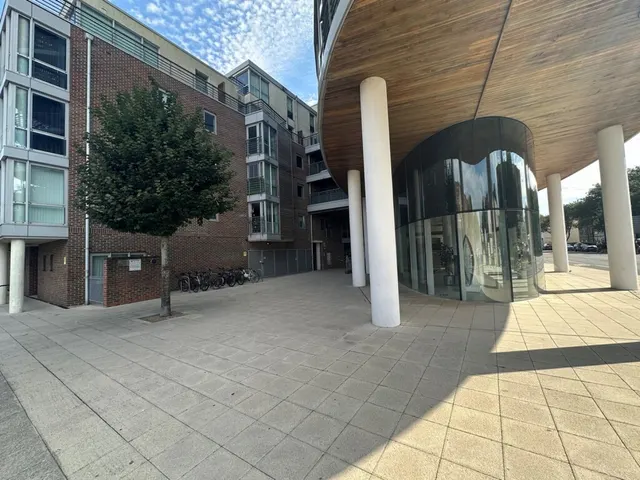 Marlborough House, Admiralty Quarter, PO1, photo 1