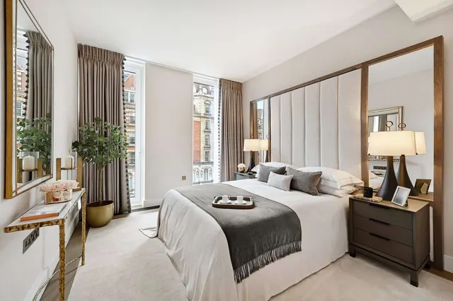 Photo 3 — Chevalier House, 60 Brompton Road, London, SW3 1BW