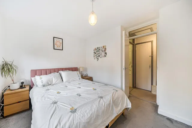 Barforth Road, SE15, photo 3