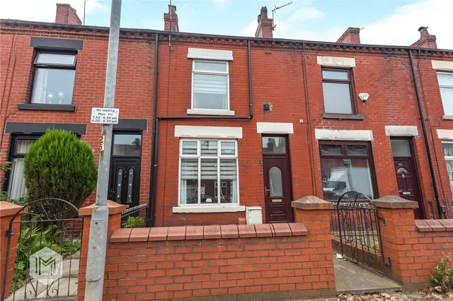 Bury Road, Bolton, BL2 6DT, photo 1