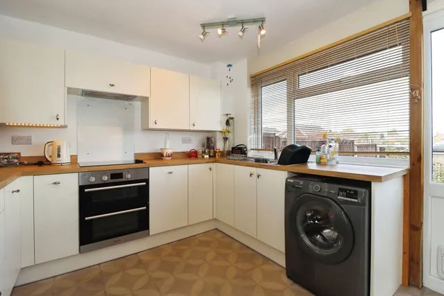 Photo 2 — Hawkridge Drive, Pucklechurch, Bristol, BS16