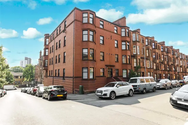Kennoway Drive, Thornwood, Glasgow, G11, photo 1