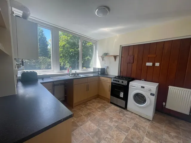 Photo 2 — Kenilworth Court, Coventry