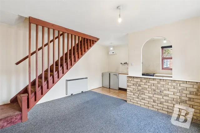 Kipling Avenue, Tilbury, RM18, photo 2