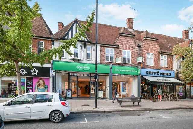 High Street, Ruislip Fees Apply, HA4, photo 2