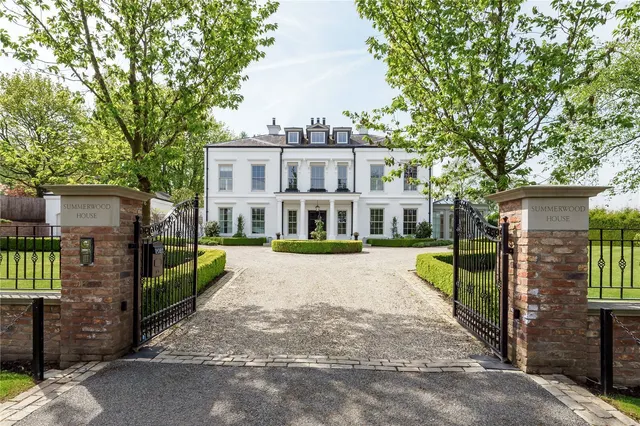 Summerhill Road, Prestbury, SK10, photo 1