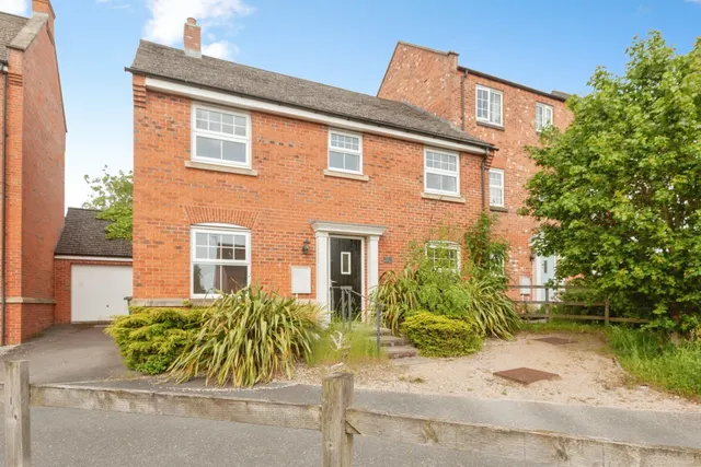 Goscote Drive, Narborough, Leicester, photo 1