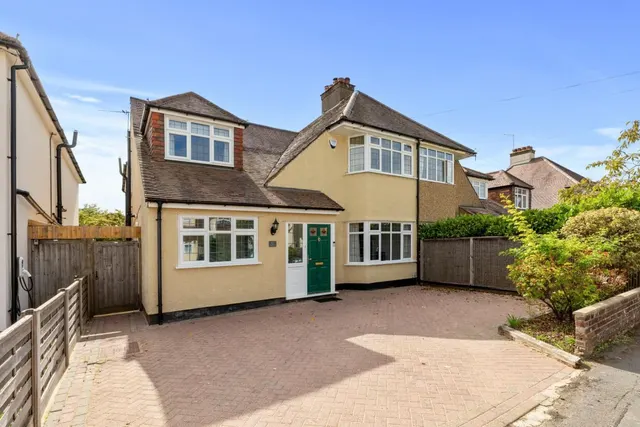 The Drive, Amersham, Buckinghamshire, HP7 9AA, photo 1