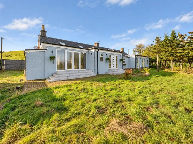 Ledyatt Cottage, Ledyatt Cottage Lundie, photo 1