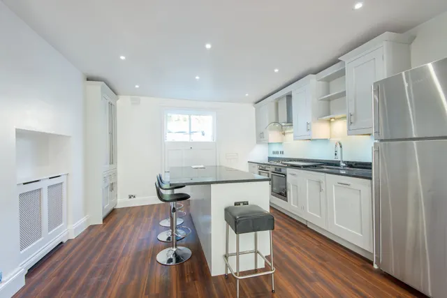 Photo 3 — Blenheim Terrace, St John's Wood, London, NW8
