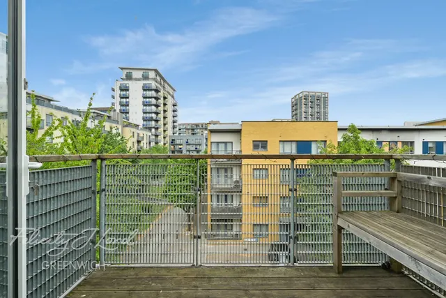 Little Cottage Place, London, SE10, photo 3