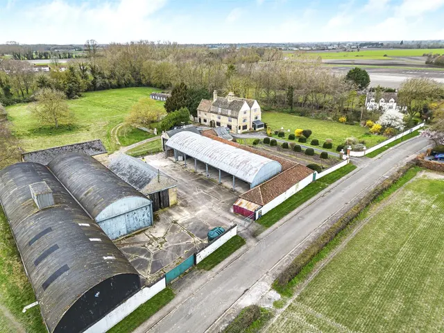 Development Opportunity, Commercial End, CB25, photo 2