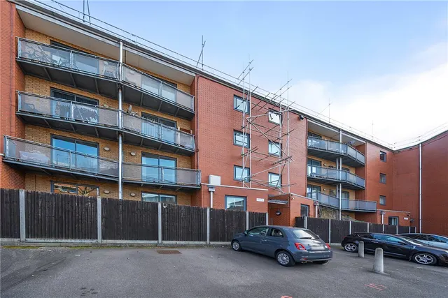 Rich Street, London, E14, photo 1